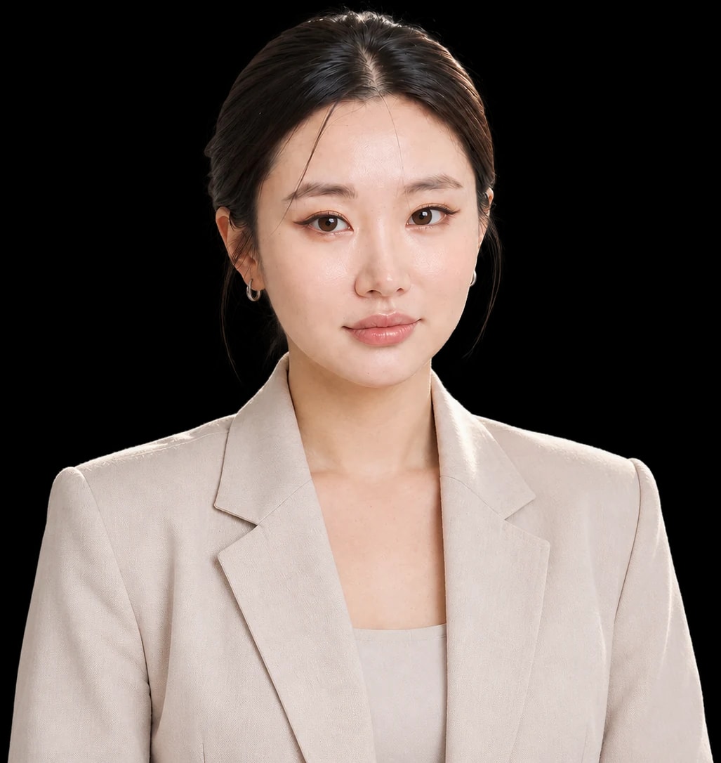 Lora Kim, who teaches PTE Academic
